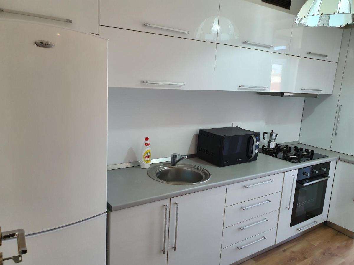 Nufarul Apartament Apartman Nagyvárad Kültér fotó